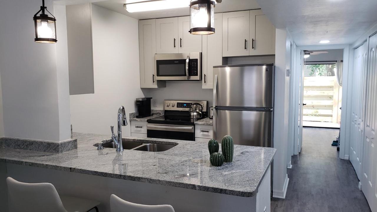Discover Luxury Condo Steps Away From Celebration Pointe And I-75! Gainesville Eksteriør billede