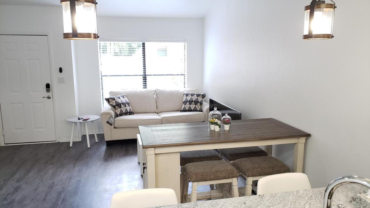 Discover Luxury Condo Steps Away From Celebration Pointe And I-75! Gainesville Eksteriør billede